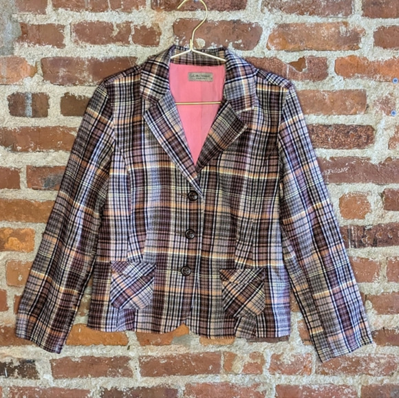 i.e. Relaxed Large Petite Multicolor Plaid‎ Blazer - Picture 1 of 12